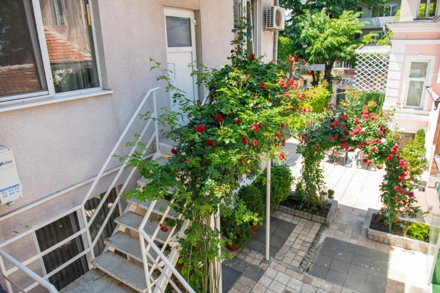 Hotel Relax Varna Exterior photo
